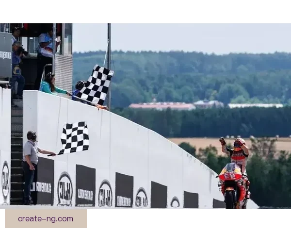 MotoGP赛季最新战报揭晓各车手积分排名和赛事精彩瞬间